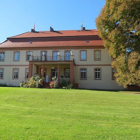 Schloss Lohm Екстер'єр фото